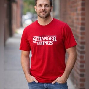 Stranger Things Red T-Shirt XL Netflix 2022
